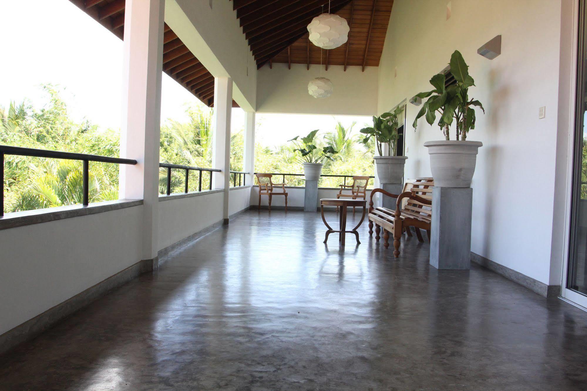 The Lagoon Villa Kurana Katunayaka Bagian luar foto
